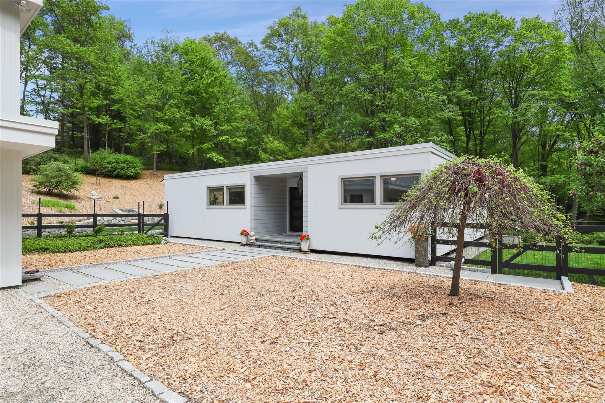 99 High Ridge Road