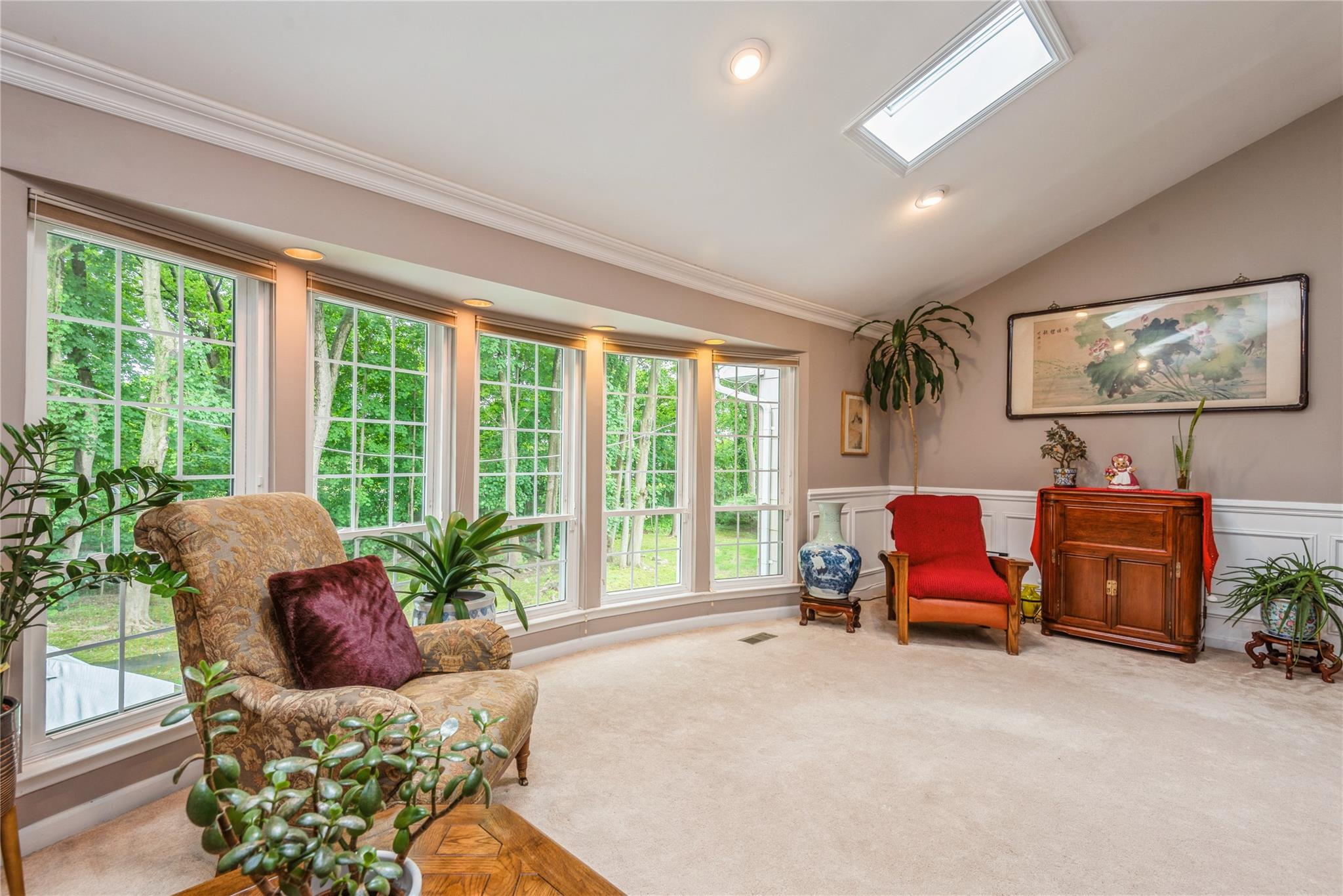 31 Manors Drive, Jericho, New York image 11