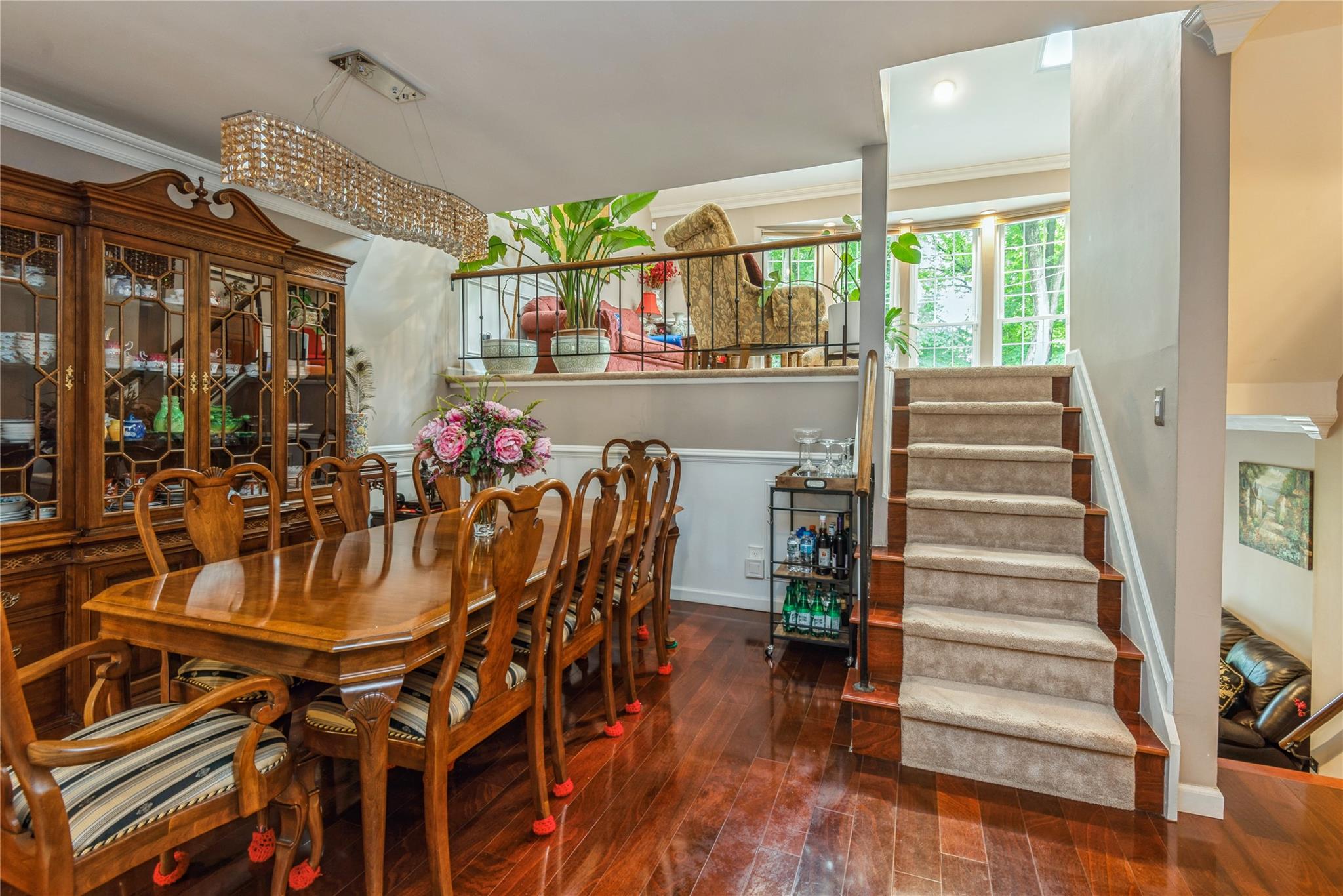 31 Manors Drive, Jericho, New York image 9