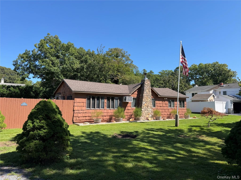 Photo of 1 Beaver Street, Patchogue, NY 11772 (MLS # 1052289)