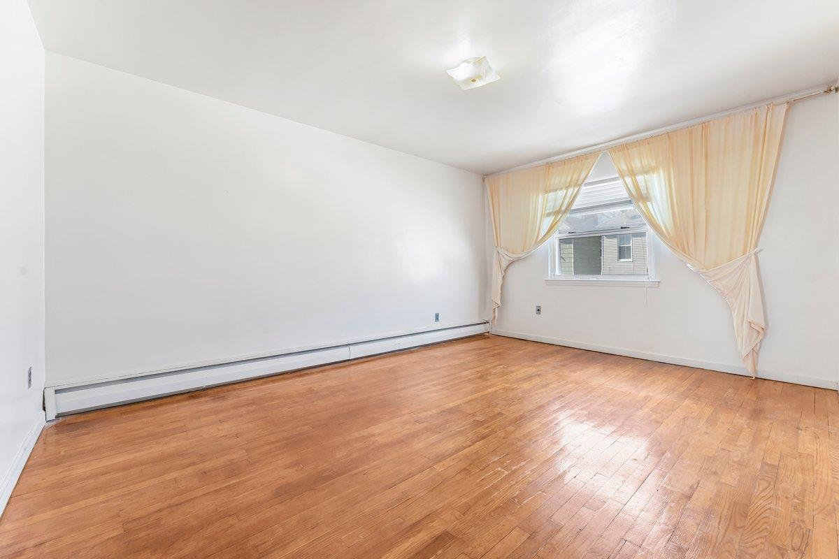 4417 Baychester Avenue, Bronx, New York image 10