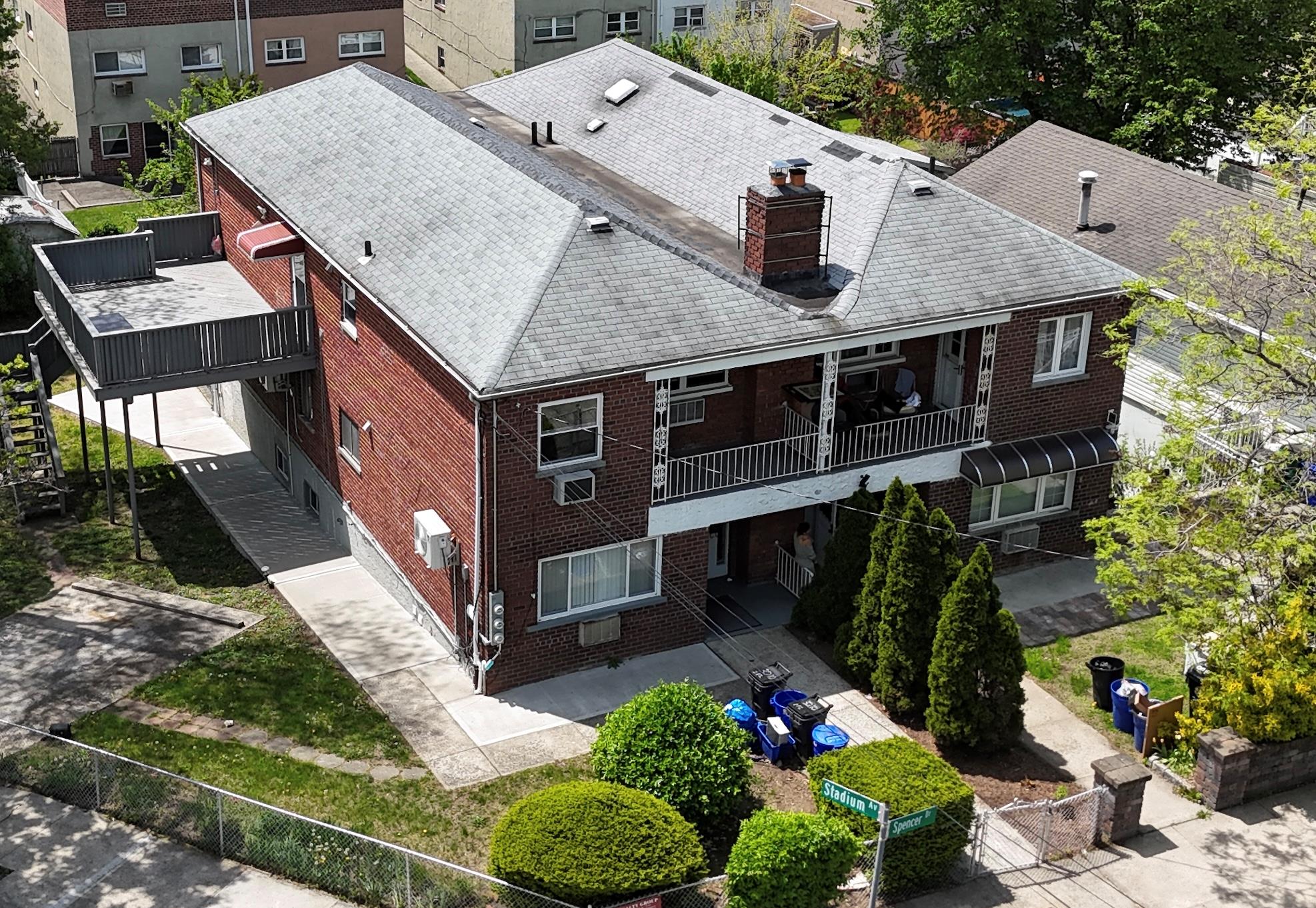 Property for Sale at Spencer Drive, Bronx, New York - Bedrooms: 10 
Bathrooms: 4  - $1,190,000