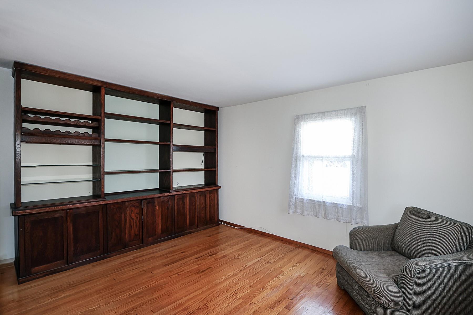 2080 Washington Street, Merrick, New York image 7