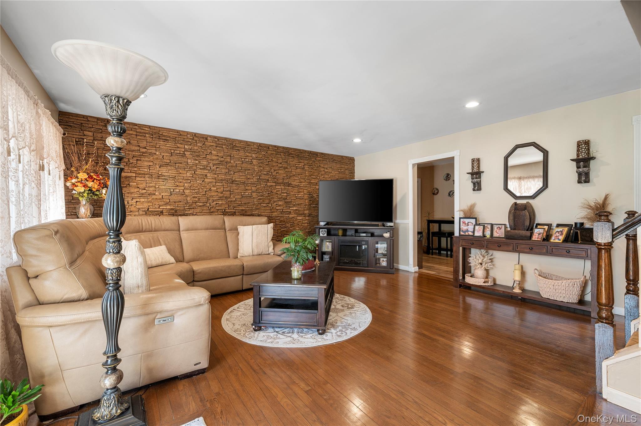 85 N Walnut Street 0