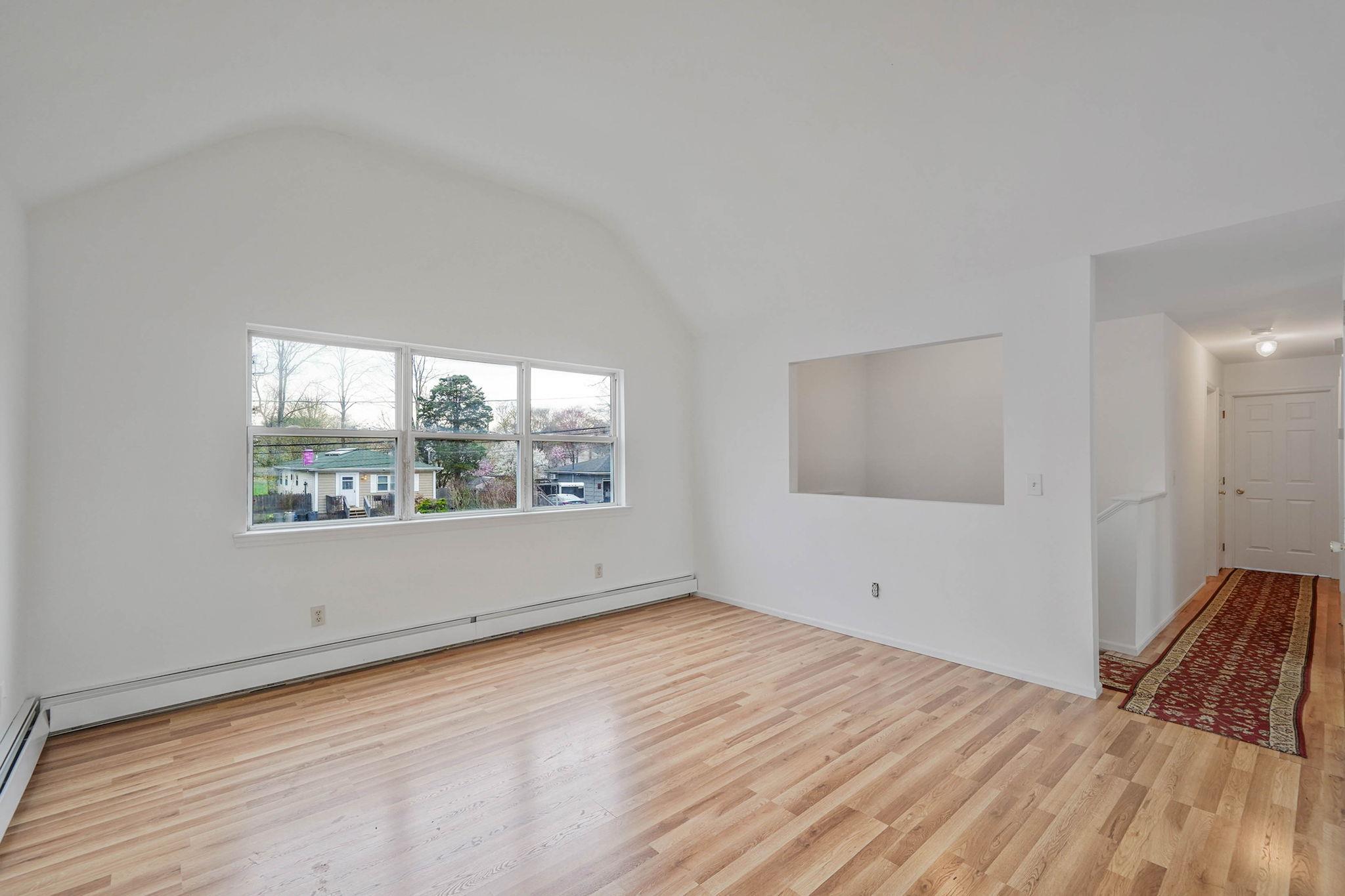 55 Woodycrest Avenue, Farmingville, New York image 6