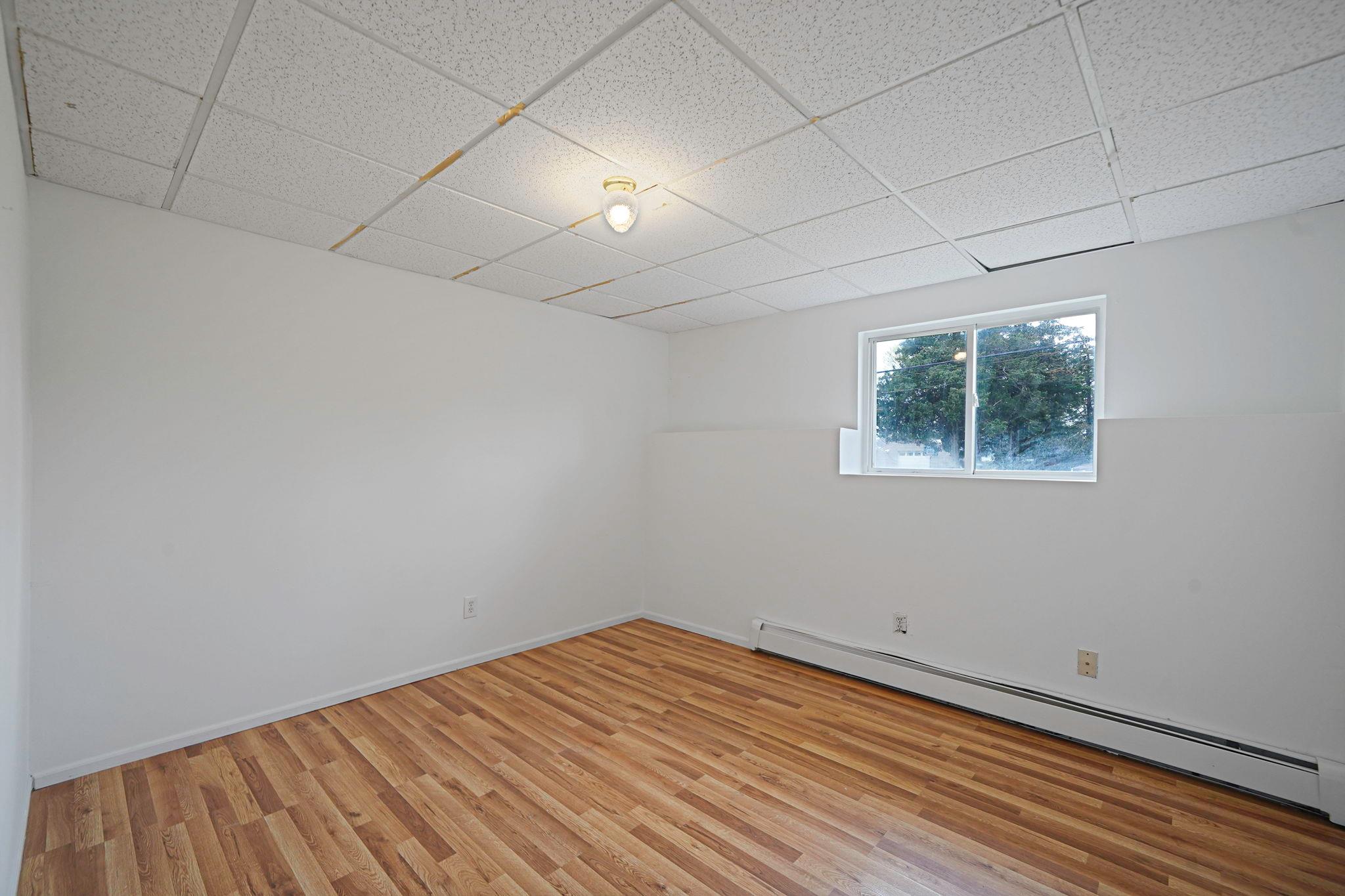 55 Woodycrest Avenue, Farmingville, New York image 33