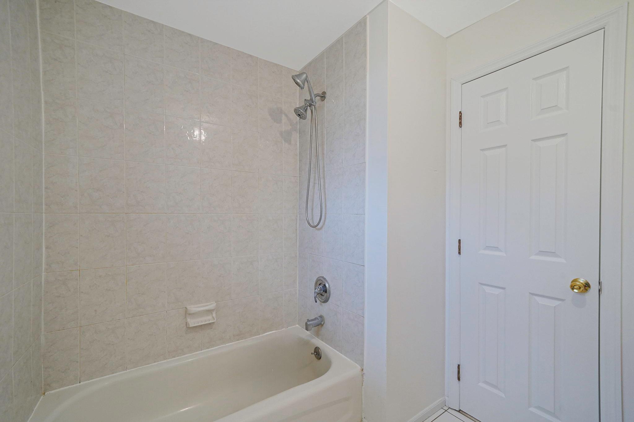 55 Woodycrest Avenue, Farmingville, New York image 31