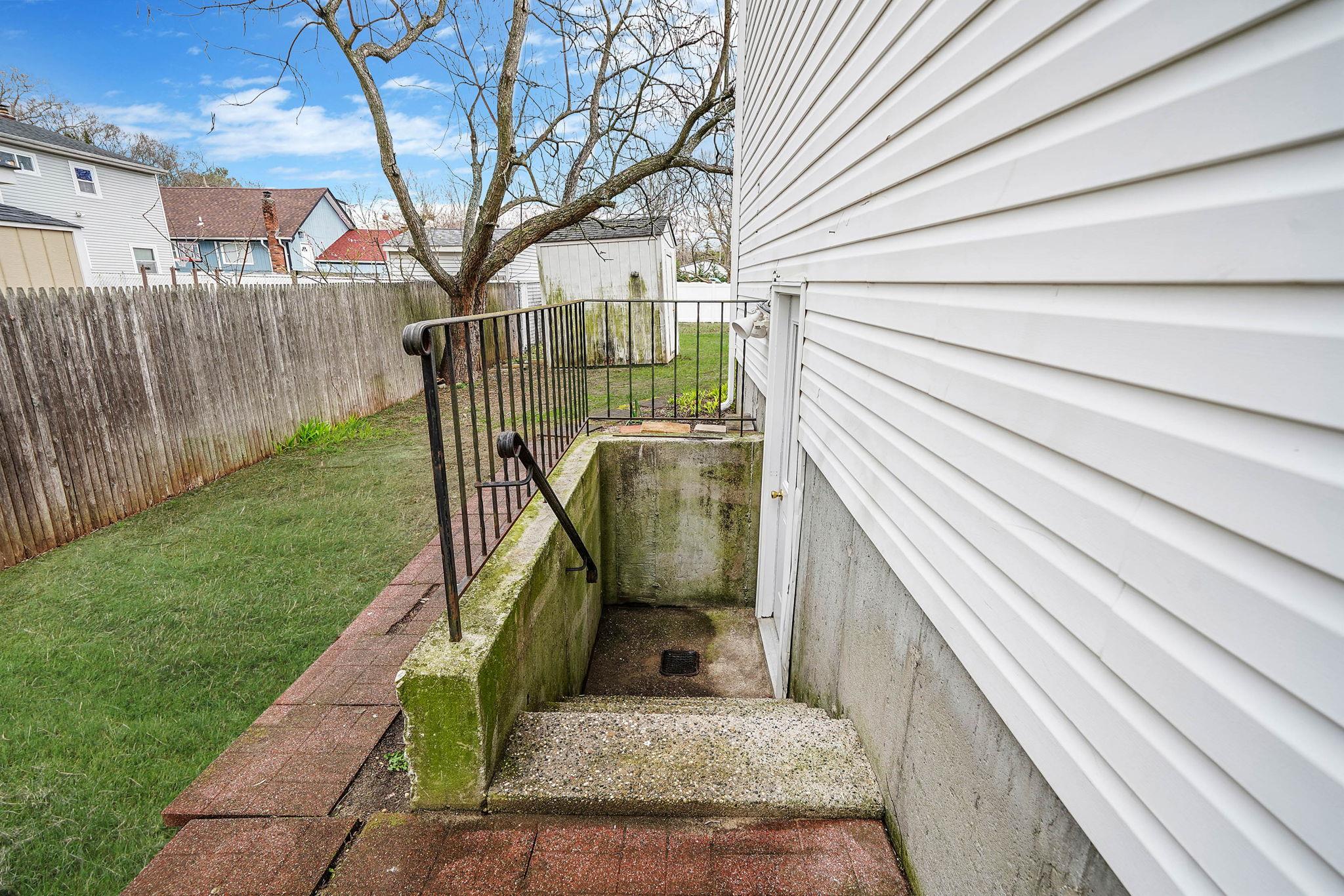 55 Woodycrest Avenue, Farmingville, New York image 37