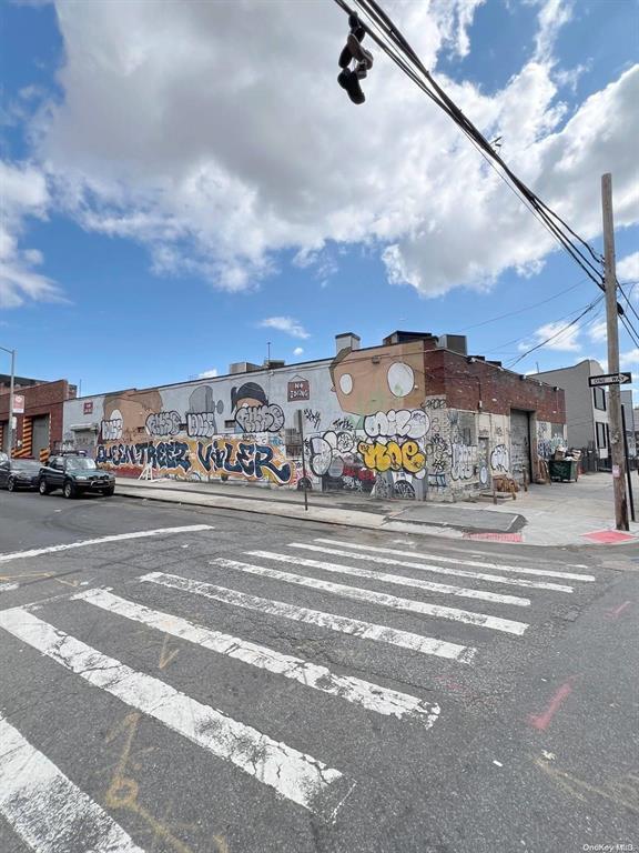 122 Kingsland Avenue