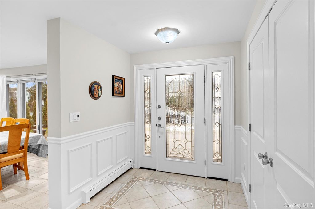 Photo of 2686 Frances Street, Bellmore, NY 11710 (MLS # 948761)