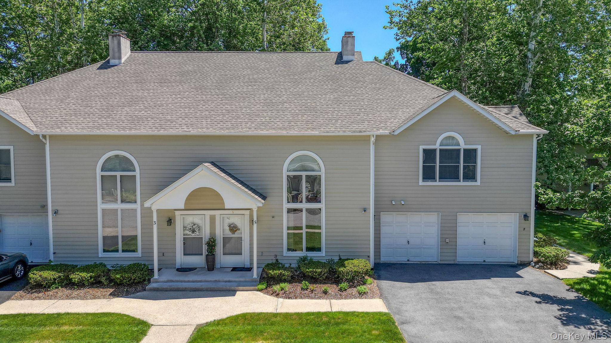 5 Village Cove