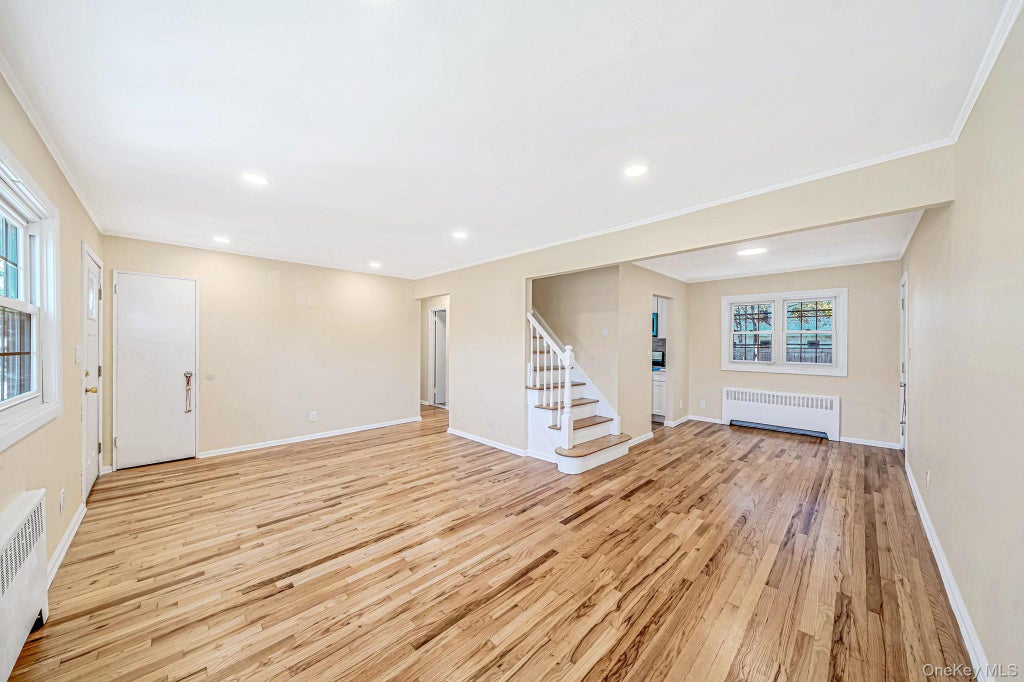 Photo of 1025 N Greene Avenue, Lindenhurst, NY 11757 (MLS # 1065011)