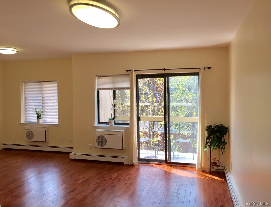 71-35 Sutton Place 3Fl