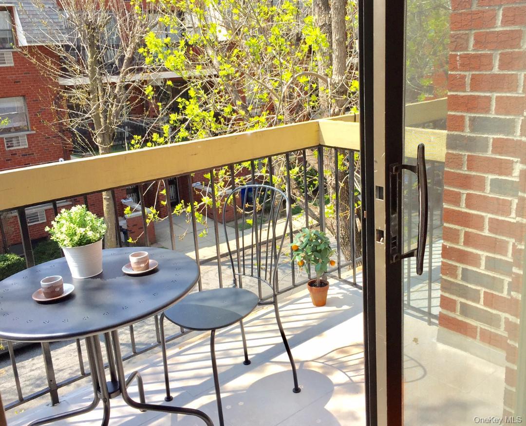 71-35 Sutton Place 3Fl