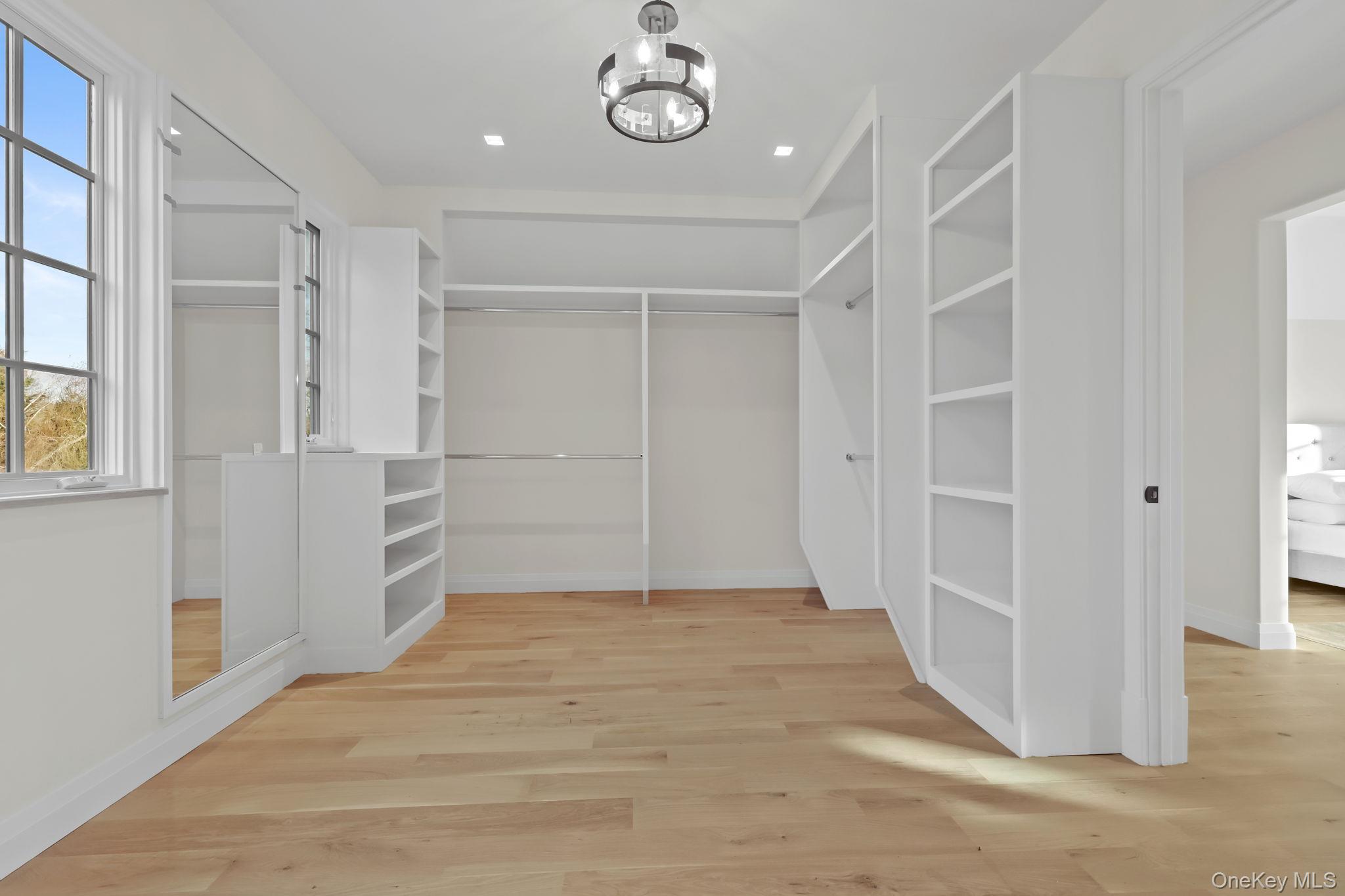 Katonah, New York 10536, United States, 5 Bedrooms Bedrooms, ,7 BathroomsBathrooms,Residential,Coming Soon,239401