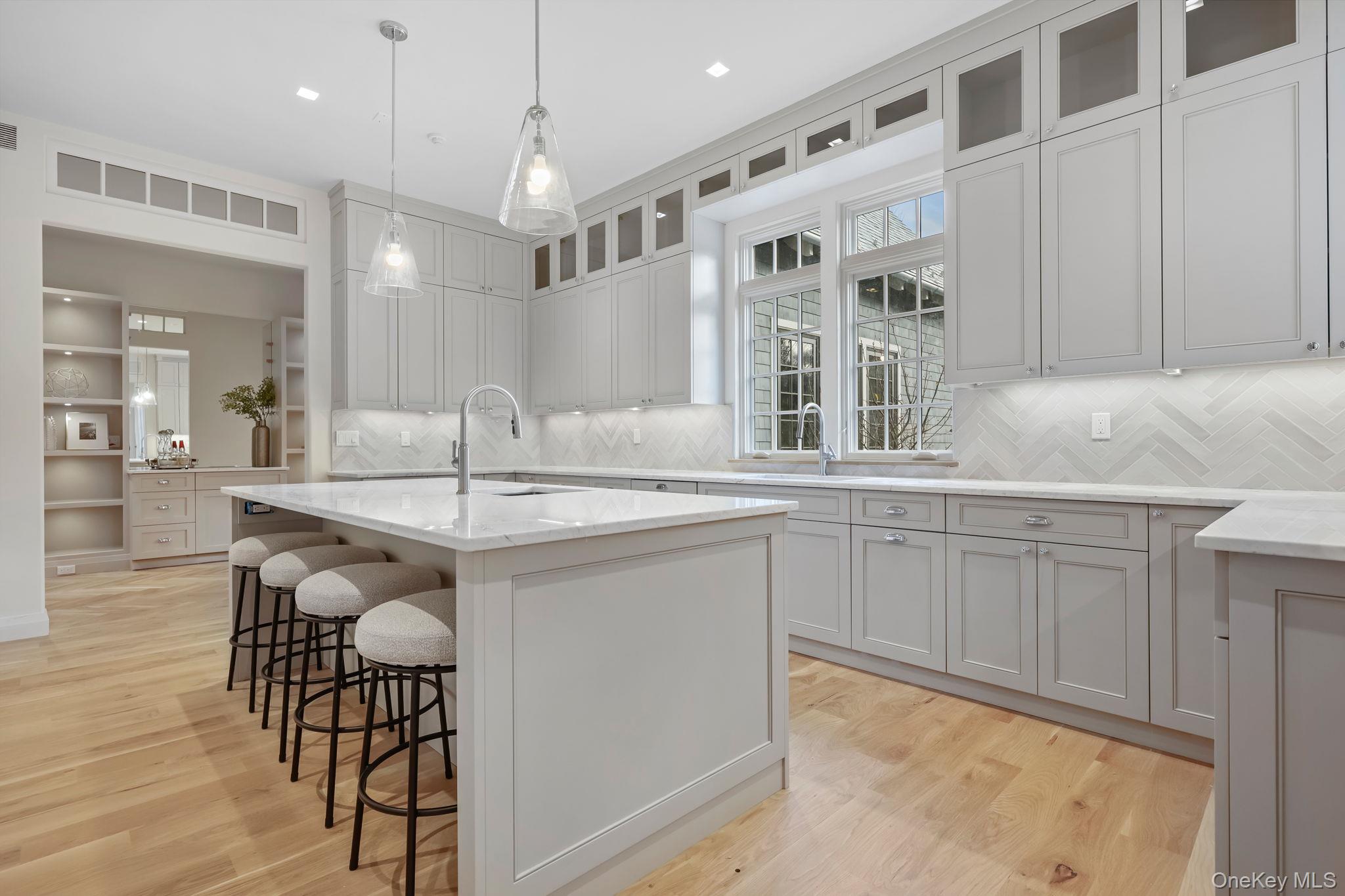 Katonah, New York 10536, United States, 5 Bedrooms Bedrooms, ,7 BathroomsBathrooms,Residential,Coming Soon,239401