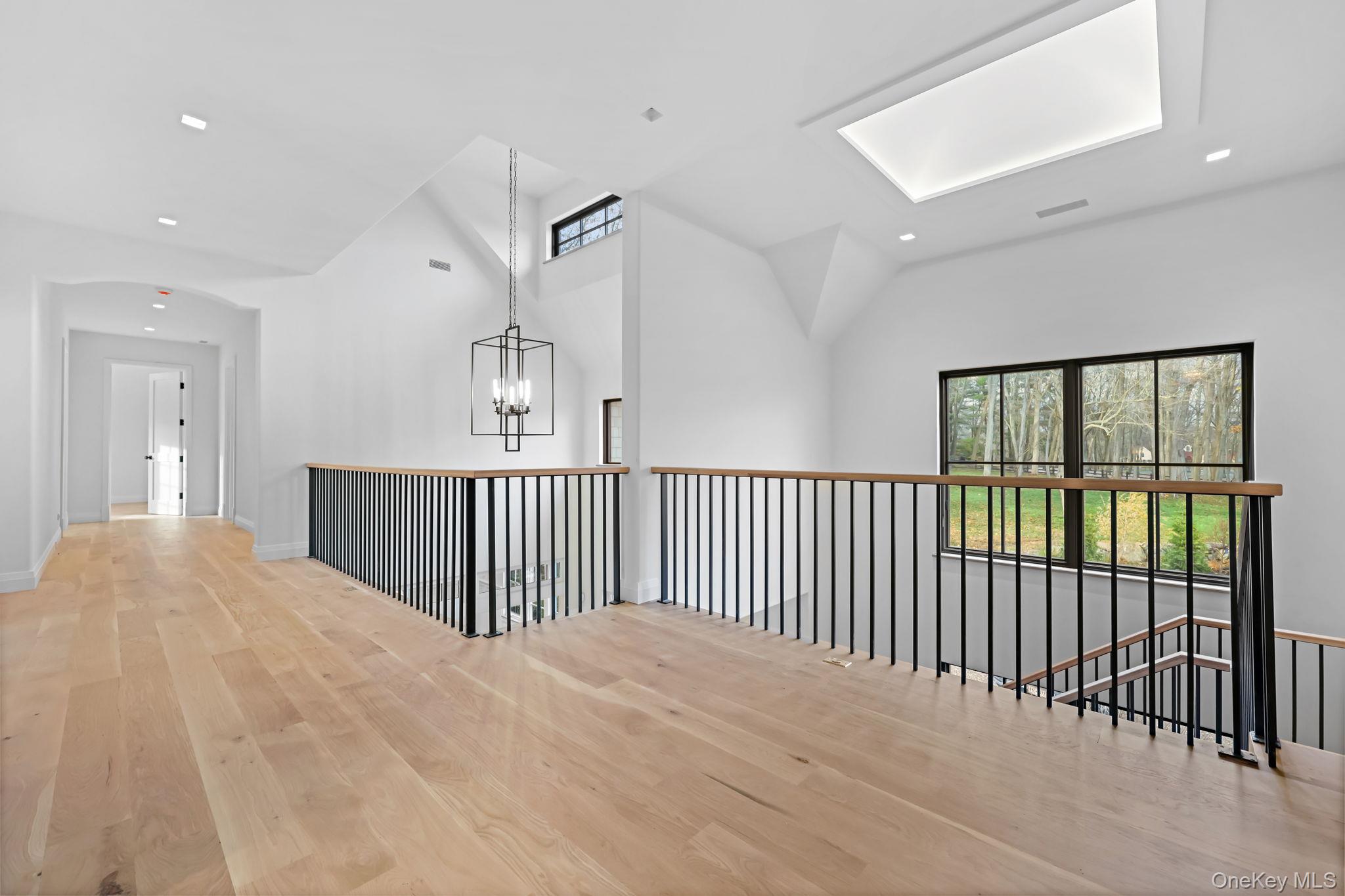 Katonah, New York 10536, United States, 5 Bedrooms Bedrooms, ,7 BathroomsBathrooms,Residential,Coming Soon,239401