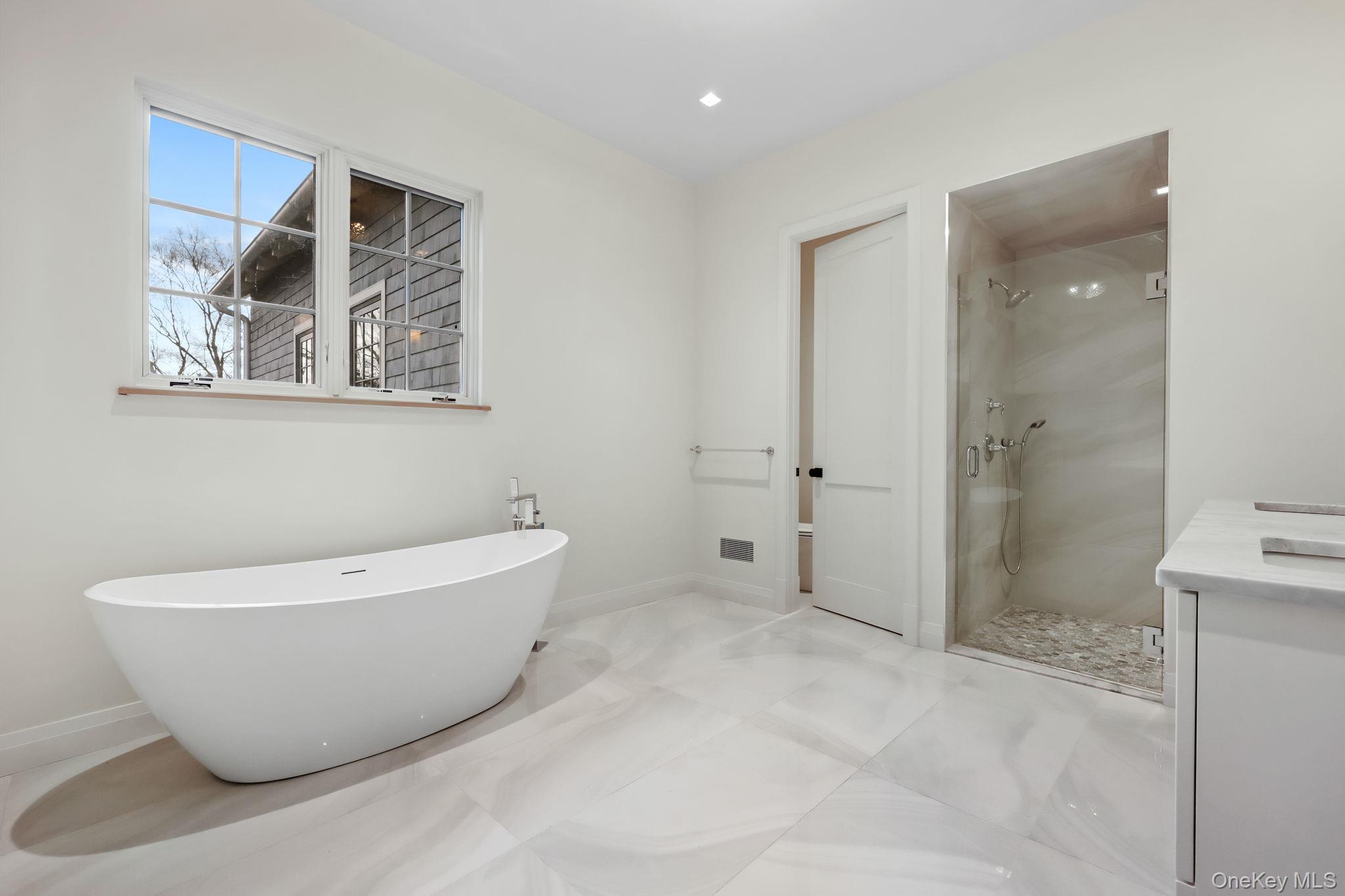 Katonah, New York 10536, United States, 5 Bedrooms Bedrooms, ,7 BathroomsBathrooms,Residential,Coming Soon,239401