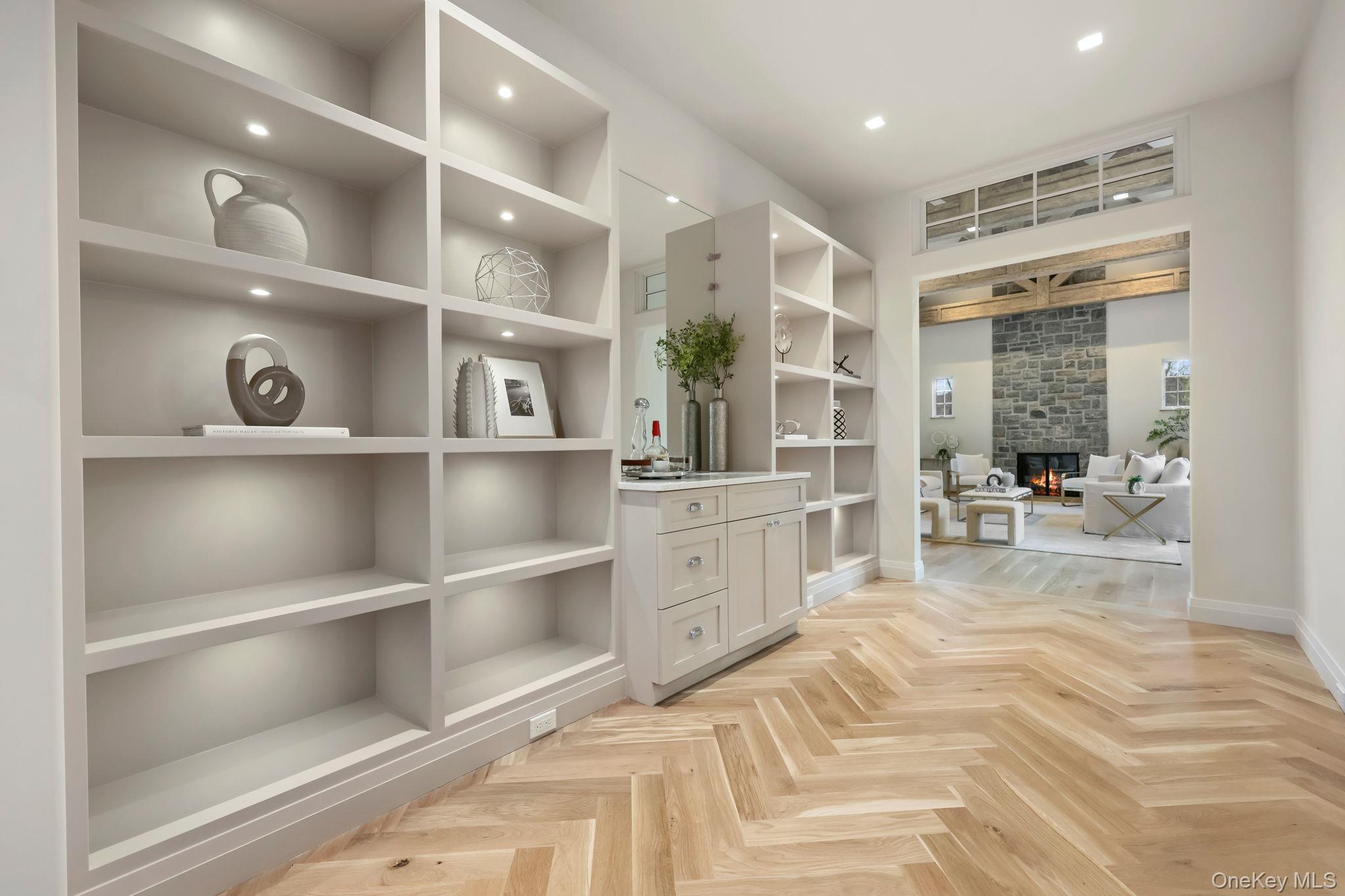 Katonah, New York 10536, United States, 5 Bedrooms Bedrooms, ,7 BathroomsBathrooms,Residential,Coming Soon,239401