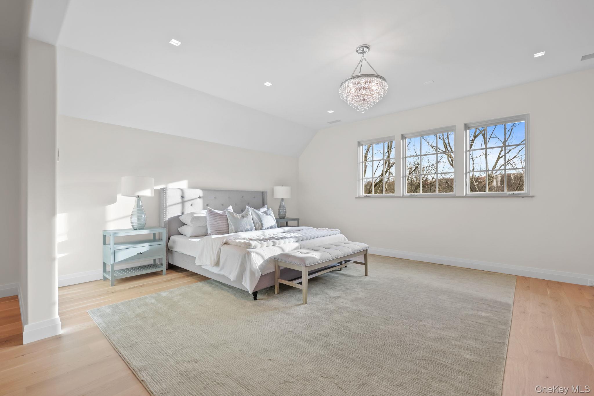 Katonah, New York 10536, United States, 5 Bedrooms Bedrooms, ,7 BathroomsBathrooms,Residential,Coming Soon,239401