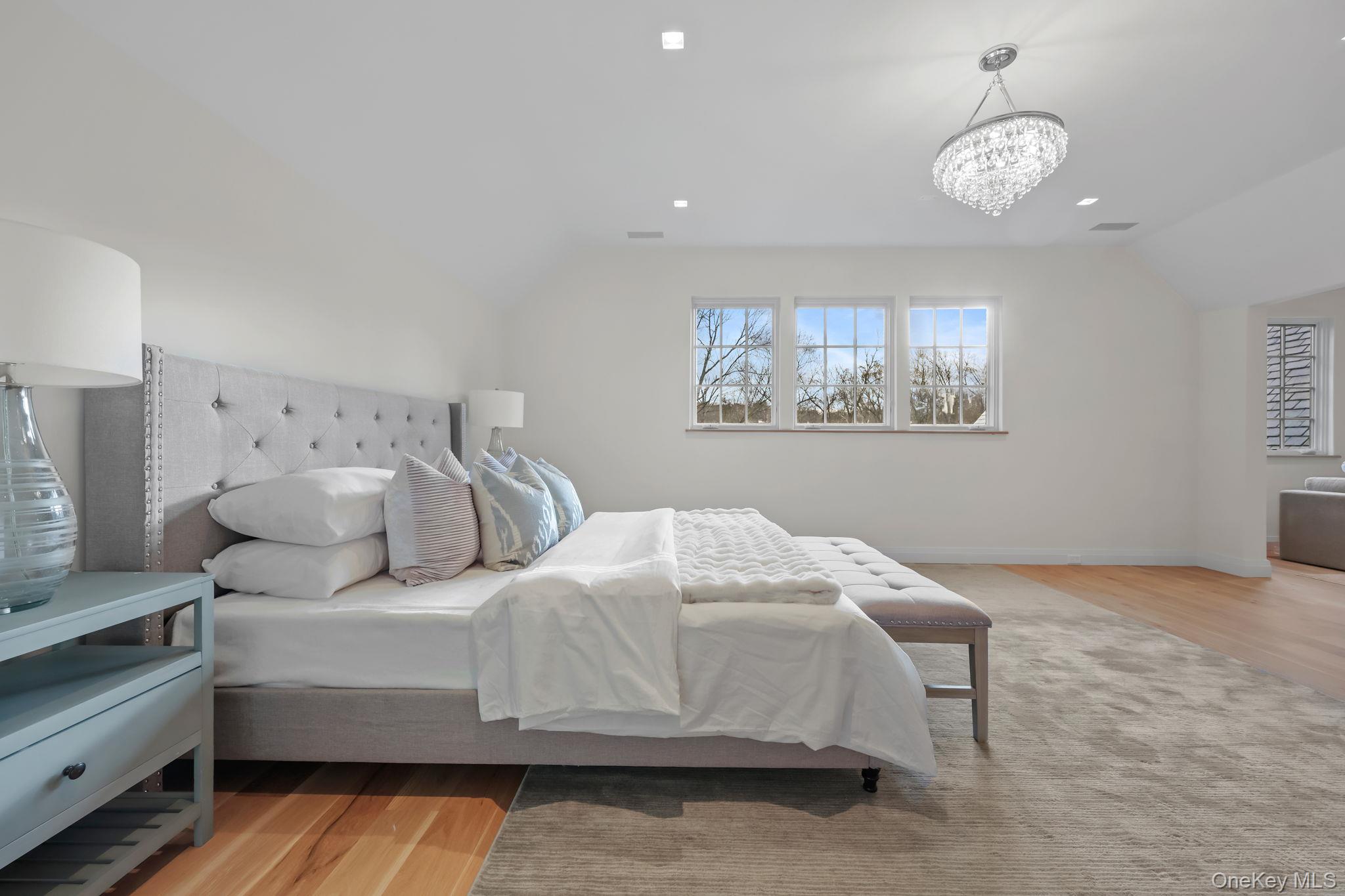 Katonah, New York 10536, United States, 5 Bedrooms Bedrooms, ,7 BathroomsBathrooms,Residential,Coming Soon,239401