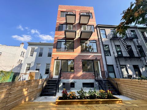 1821 Grove Street Ridgewood NY 11385