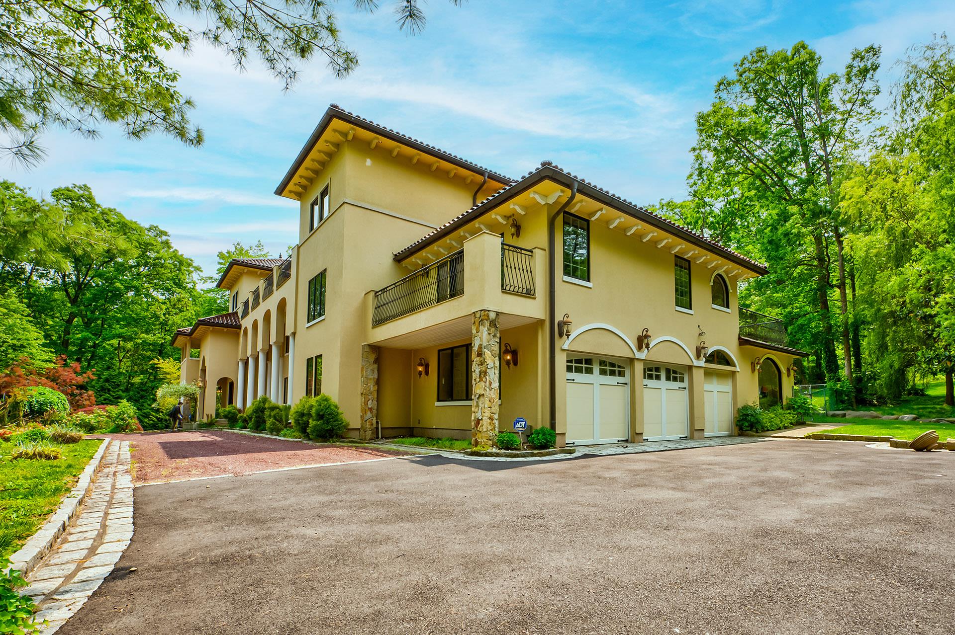 262 Harbor Acres Road, Port Washington, New York image 20