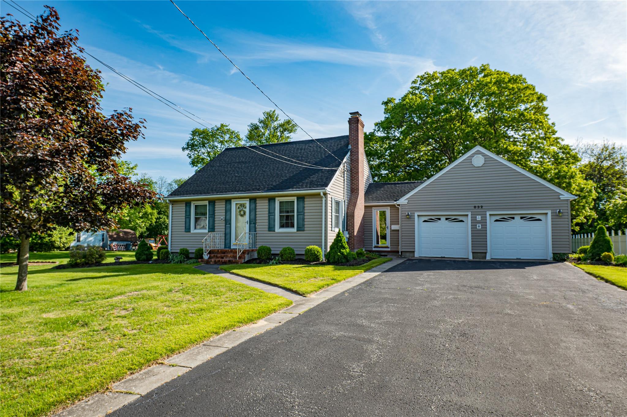 Property for Sale at Ostrander Avenue, Riverhead, Hamptons, NY - Bedrooms: 3 
Bathrooms: 2  - $629,990