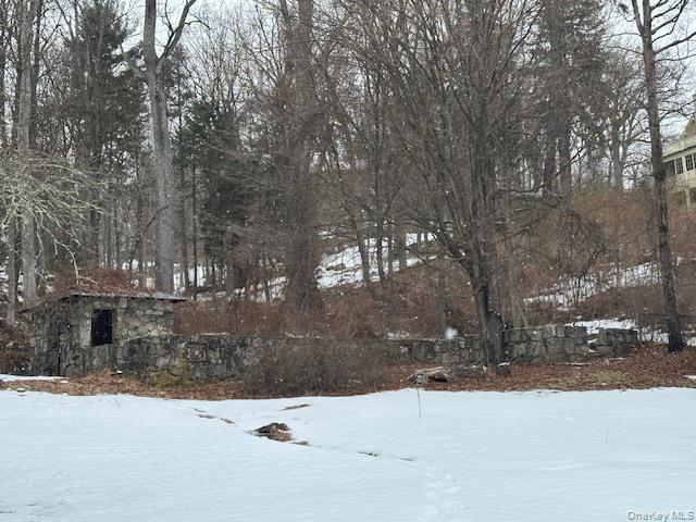 32 E Lake Stable Road