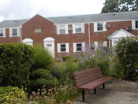 245-48 77th Crescent A-1 Bellerose NY 11426