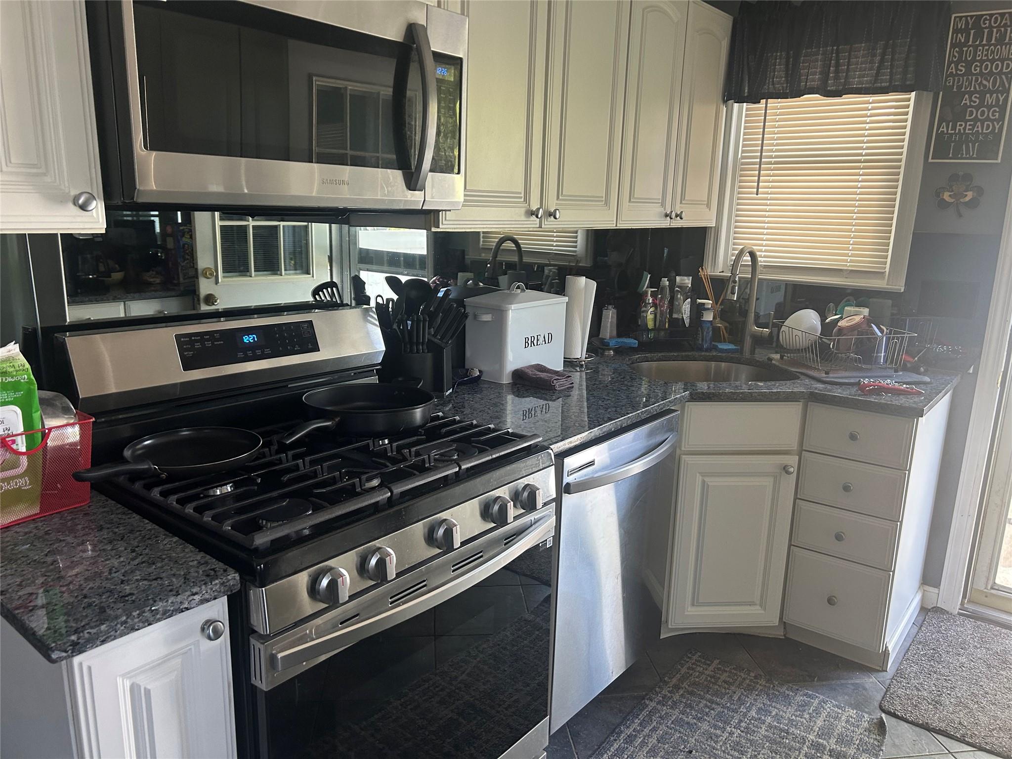 1528 Baldwin Boulevard, Bay Shore, New York image 6