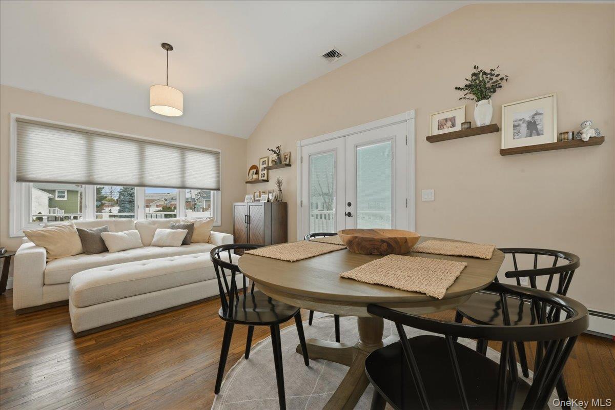 3984 Arthur Avenue N