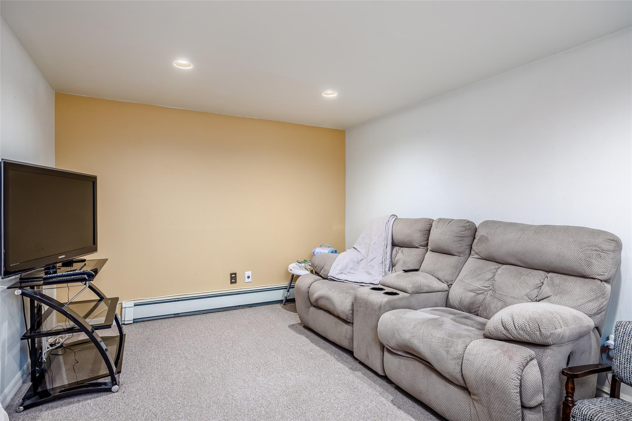552 Meadowbrook Rd Rd, Merrick, New York image 32