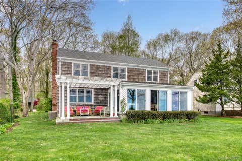 Homes For Rent - 580 South Lane<br/> East Marion, NY 11939