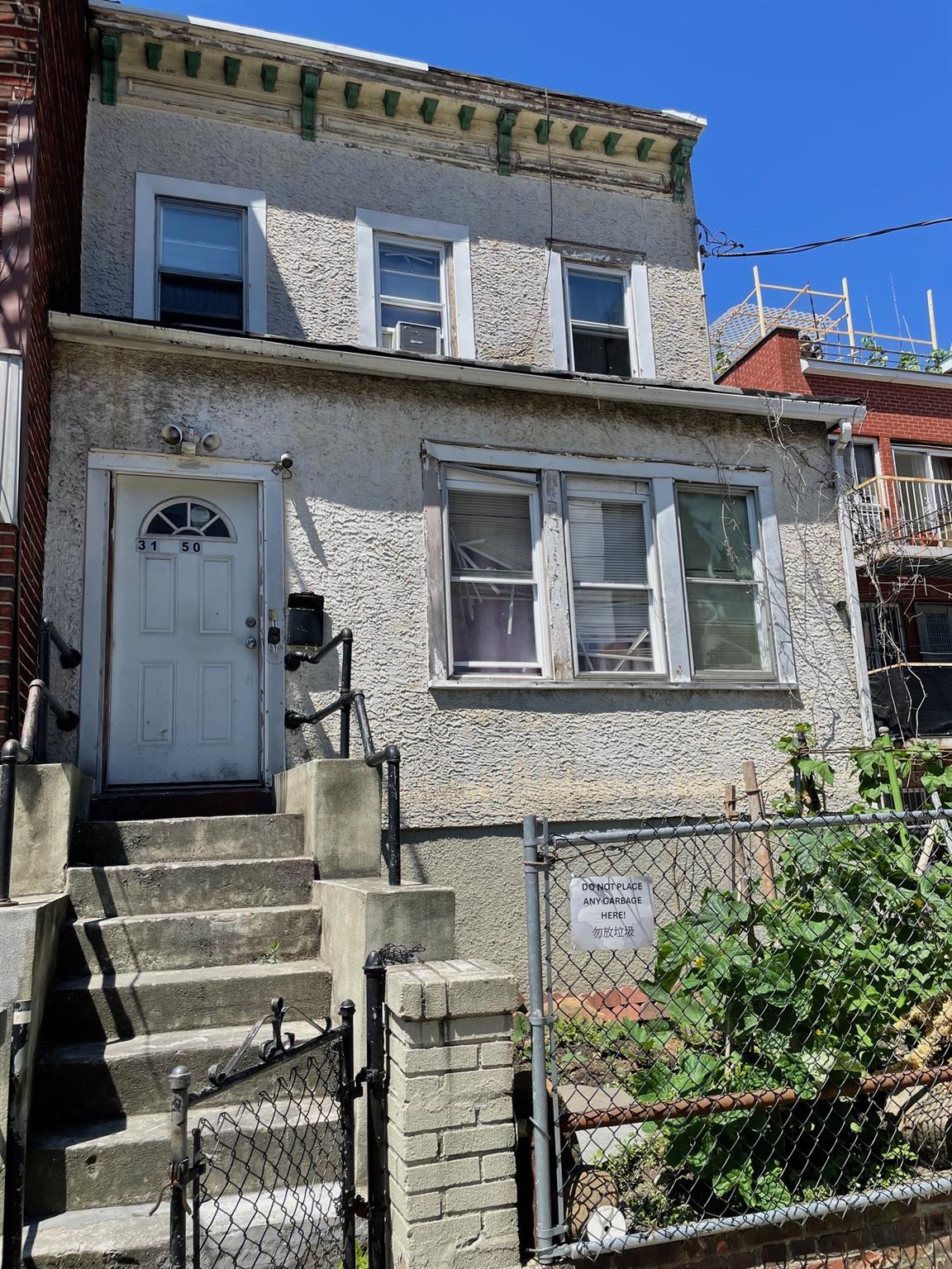 31-52 137 Street