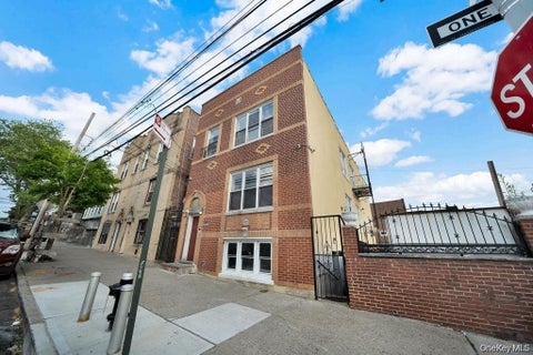 Multifamily For Rent - 10104 32nd Avenue #1F<br/> Queens County, East Elmhurst, NY 11369