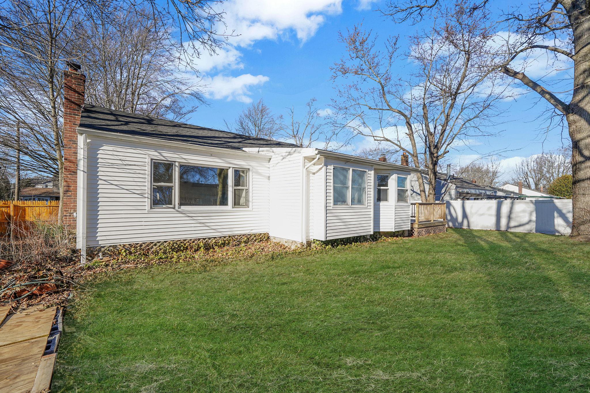 46 Grand Haven Drive, Commack, New York image 30