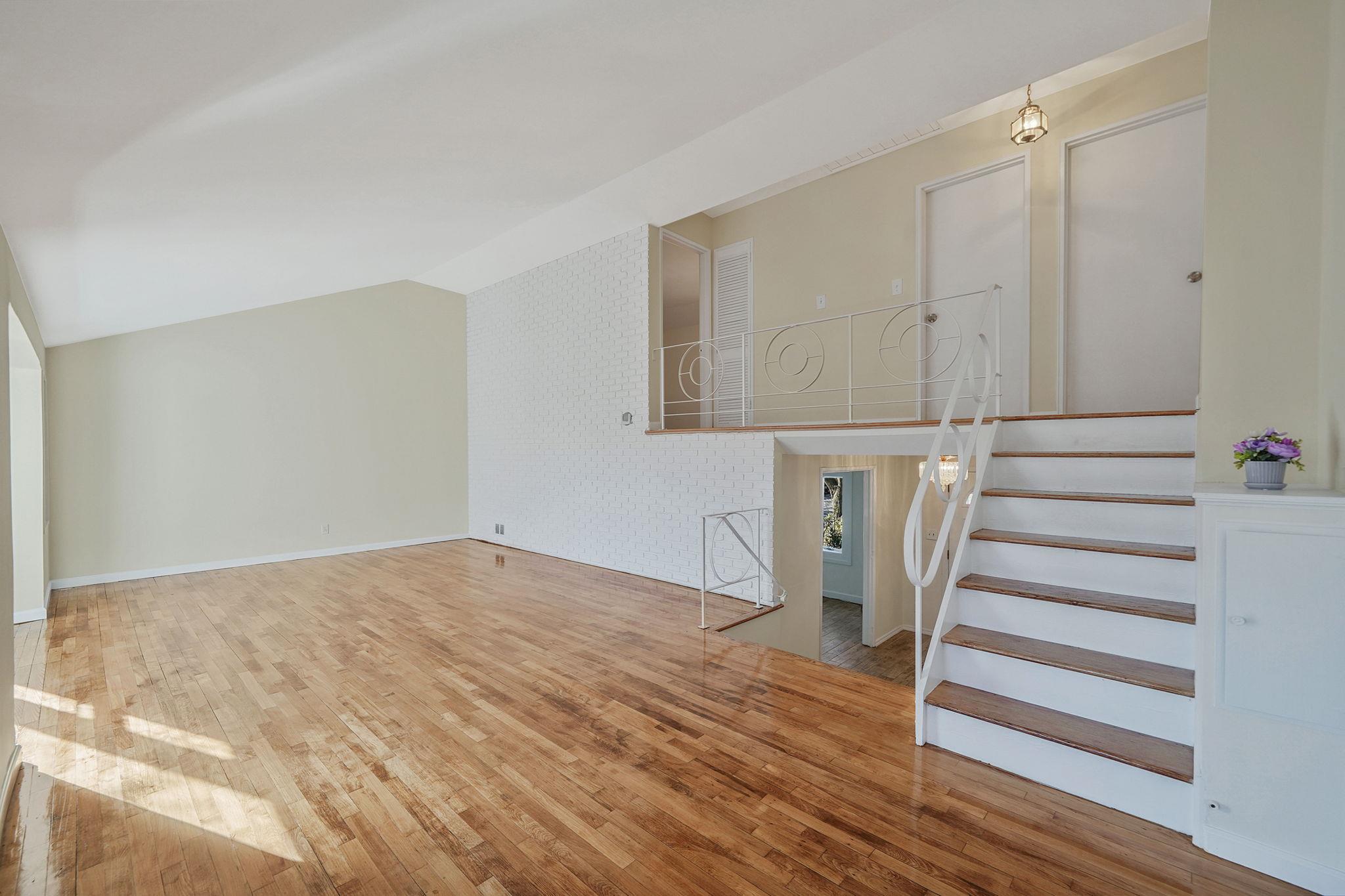 46 Grand Haven Drive, Commack, New York image 8