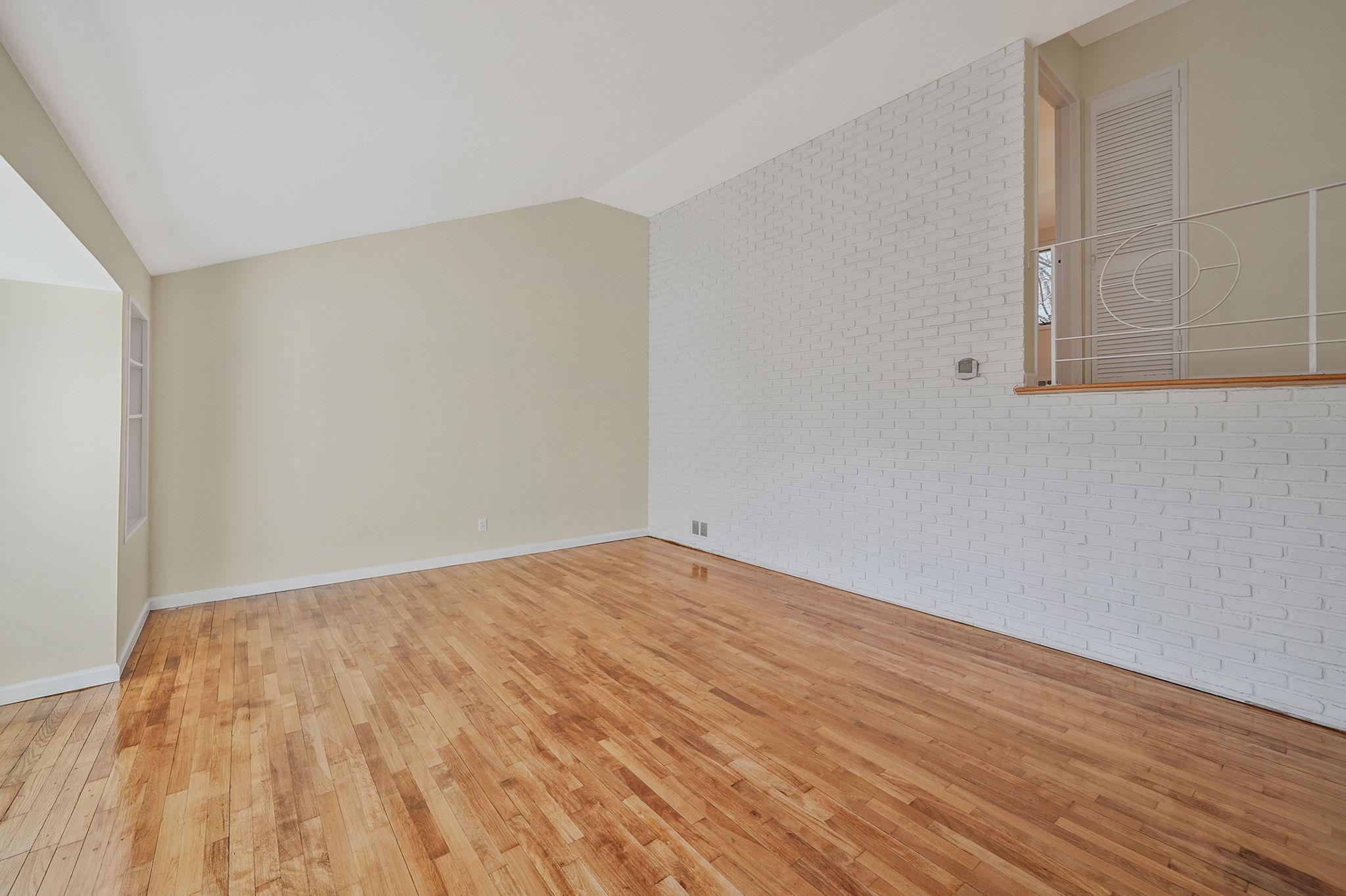 46 Grand Haven Drive, Commack, New York image 11