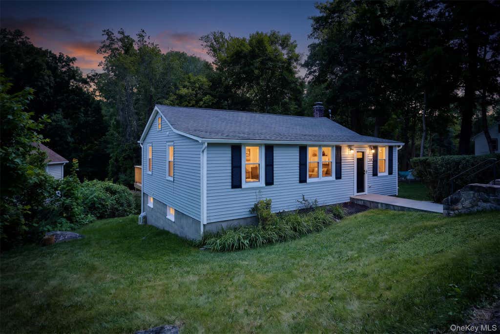 Photo of 28 Brewster Drive, Carmel, NY 10512 (MLS # 1039718)
