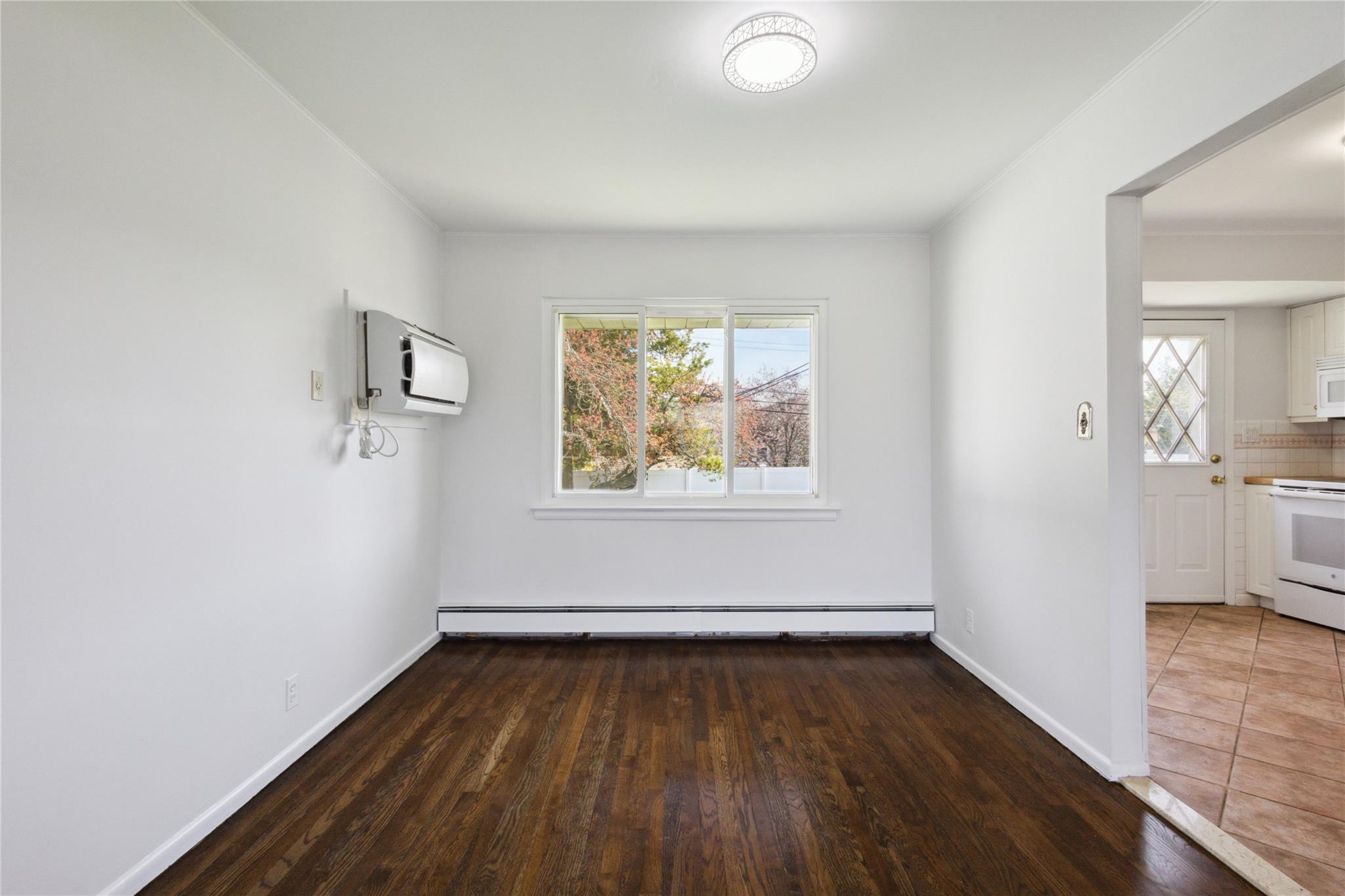 8 Spector Lane, Plainview, New York image 14
