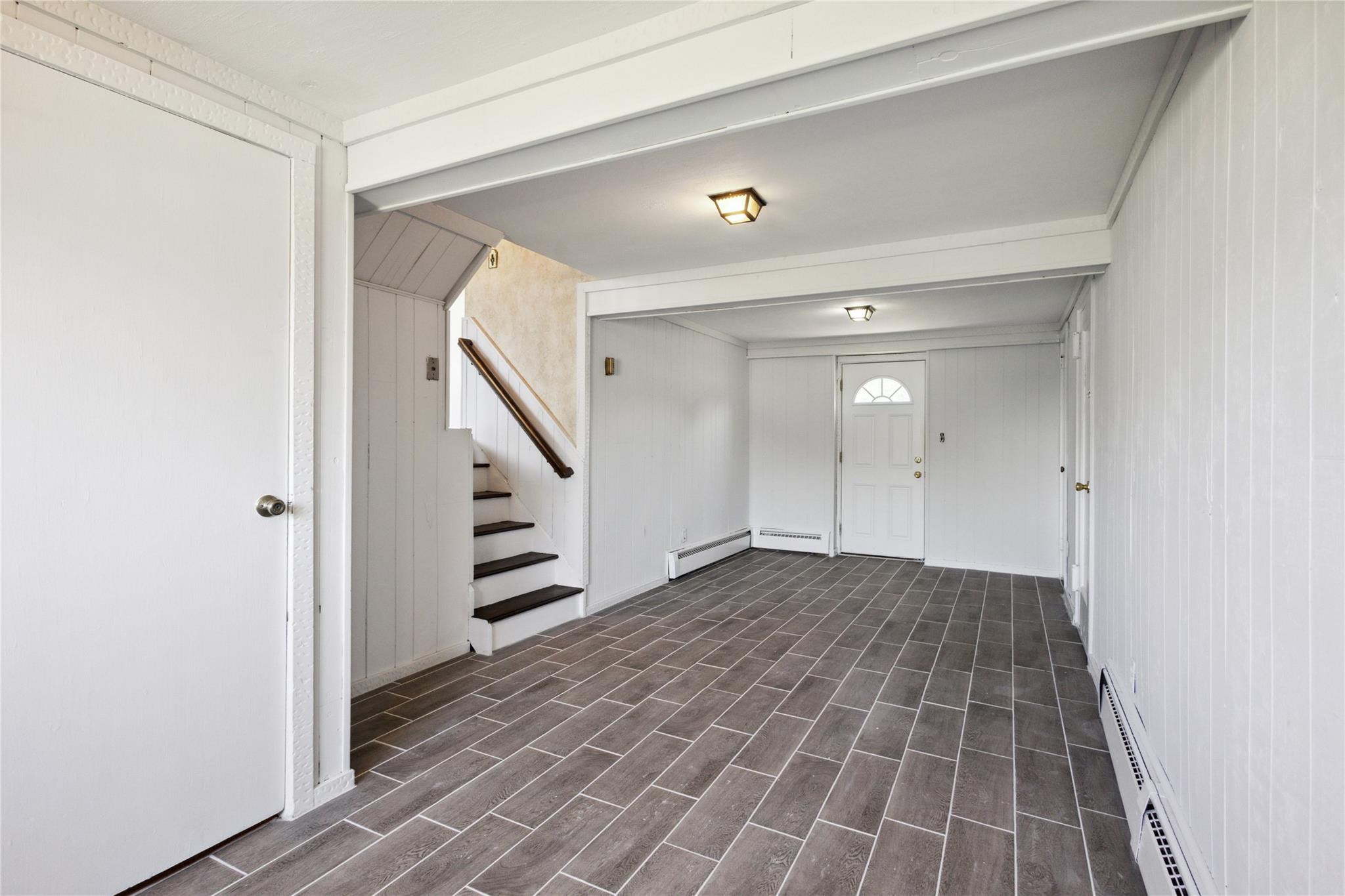 8 Spector Lane, Plainview, New York image 24