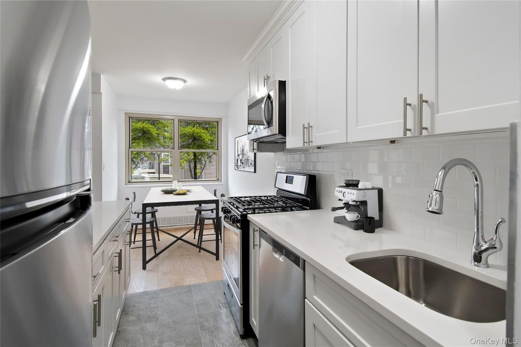Photo of 12205 Flatlands Avenue #71G, Brooklyn, NY 11207 (MLS # 961289)