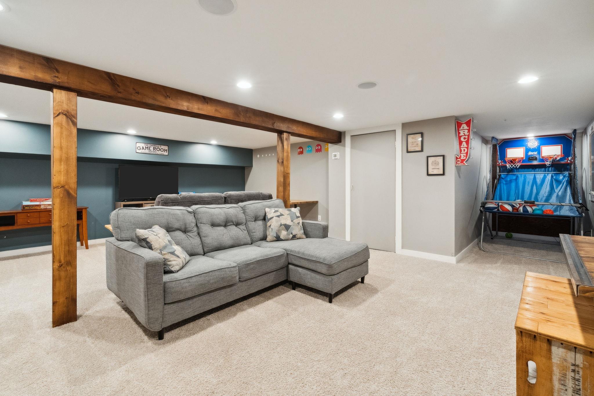 162 Forest Hill Drive, Kingston, New York image 30
