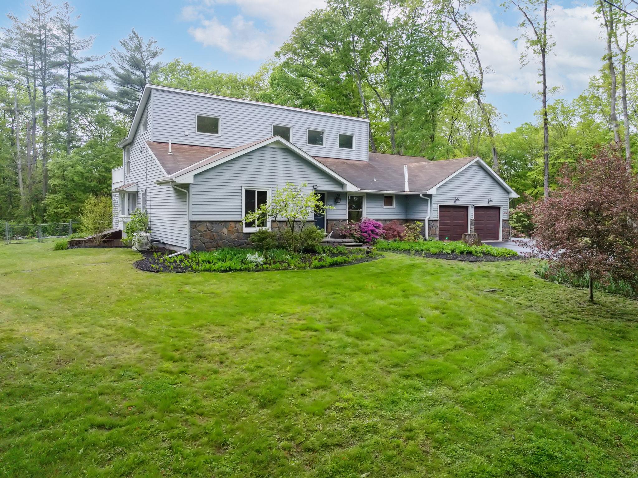 162 Forest Hill Drive, Kingston, New York image 6