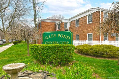 Homes For Sale - 78-02 226th Street #B<br/> Oakland Gardens, NY 11364