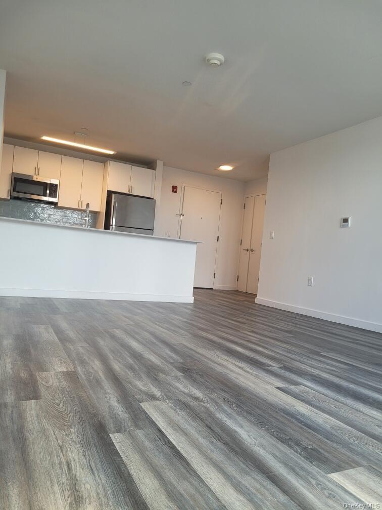 221 E Main Street 502