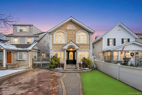 93-43 215th Place Queens Village NY 11428