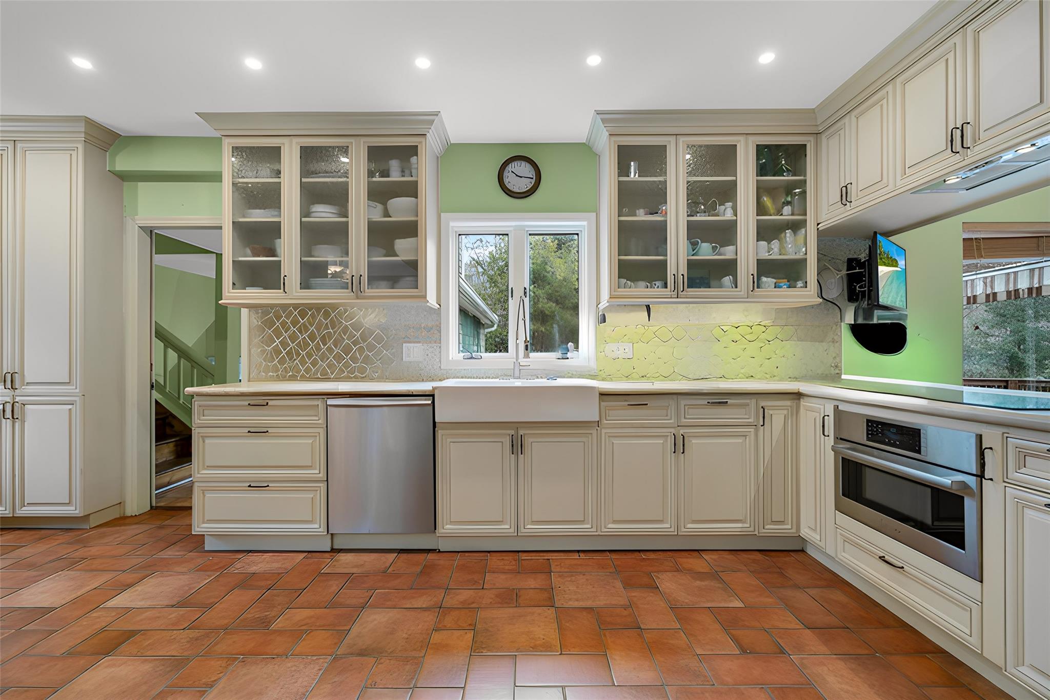 36 Chardavoyne Road, Warwick, New York image 12