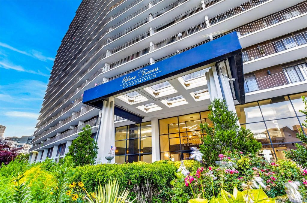 Photo of 25-40 Shore Boulevard #15Q, Astoria, NY 11222 (MLS # 1018923)